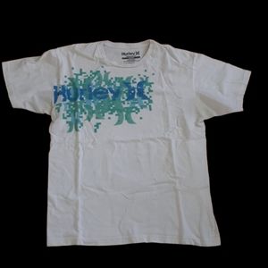 🚨 Hurley short sleeve T-shirt